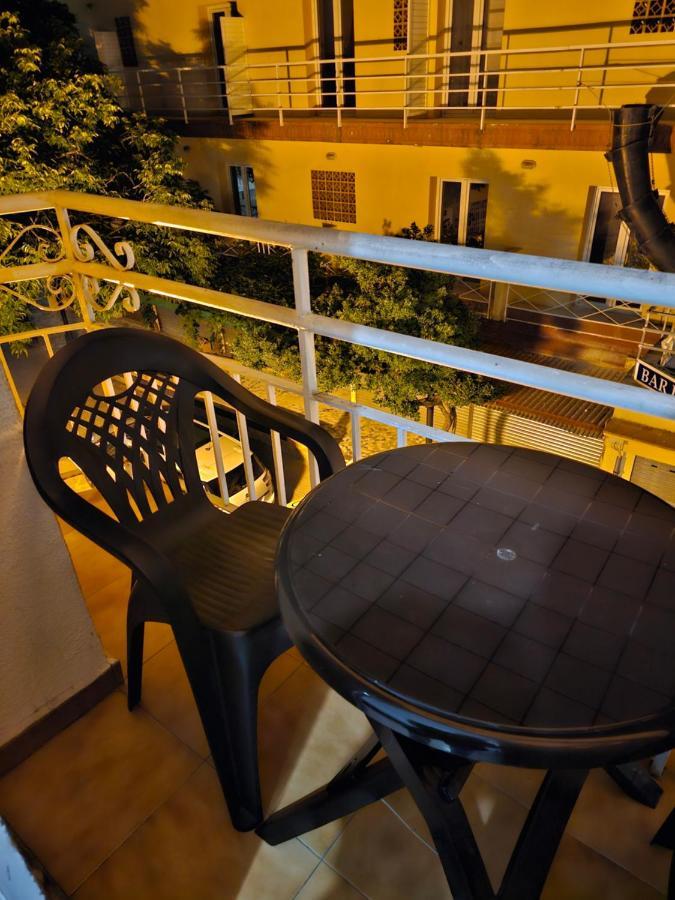 Hostal Sol Celeste Lloret de Mar Exterior foto